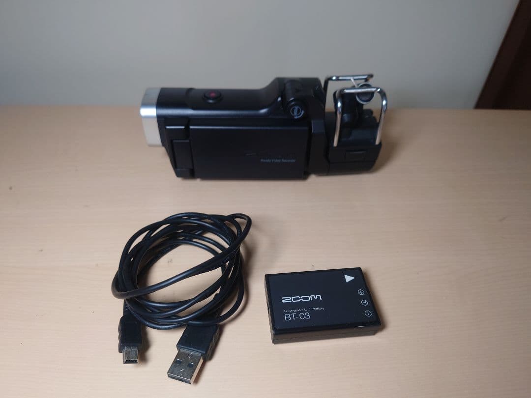 【動作良好】ZOOM Q8 ハンディビデオカメラレコーダー