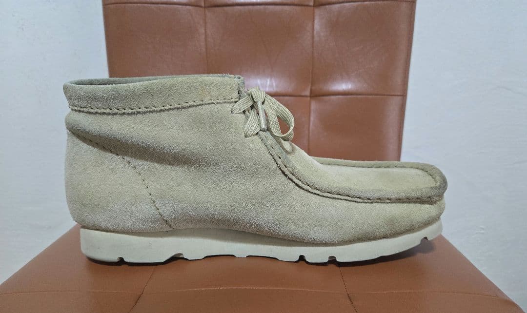 クラークス ビームス別注 コラボ ワラビー ゴアテックス 防水スエード