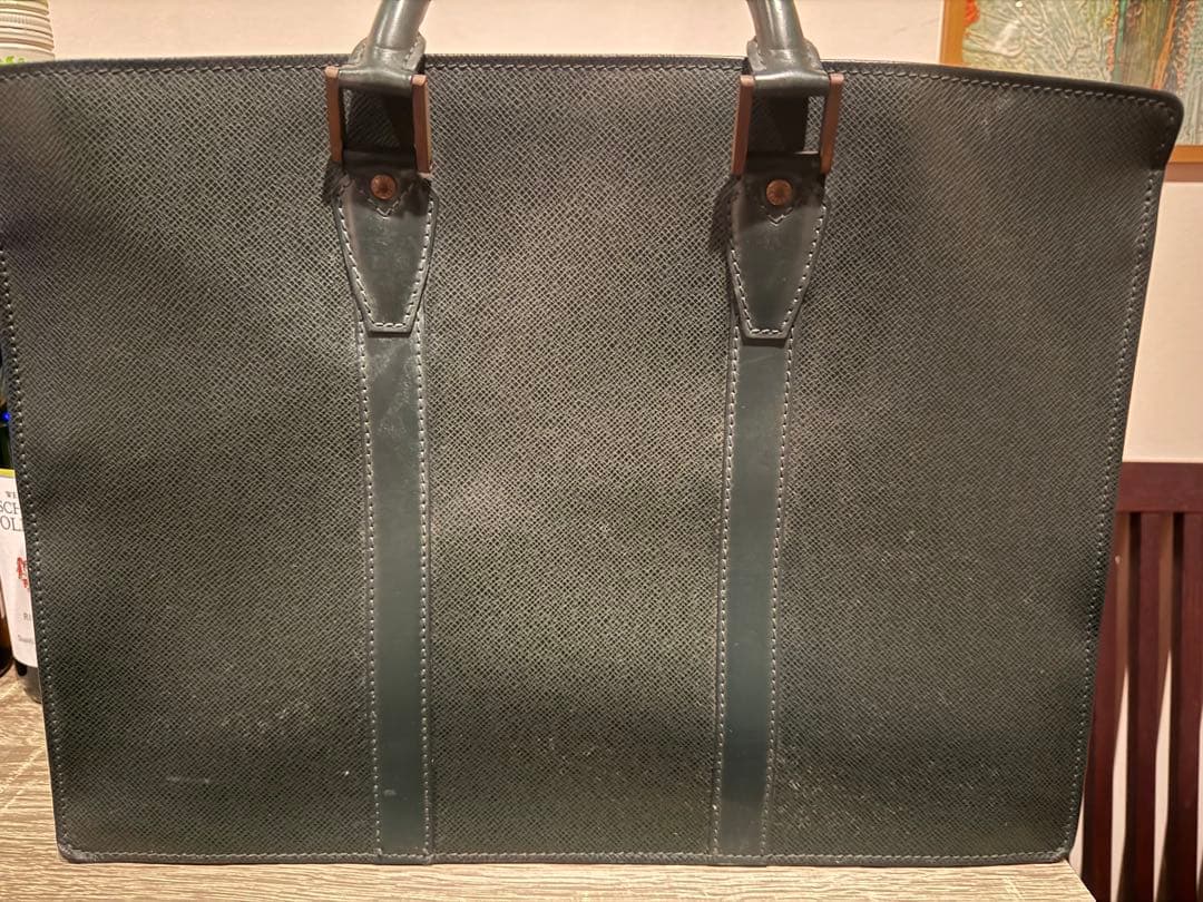 ルイヴィトン タイガ ロザン ビジネスバッグ グリーン
