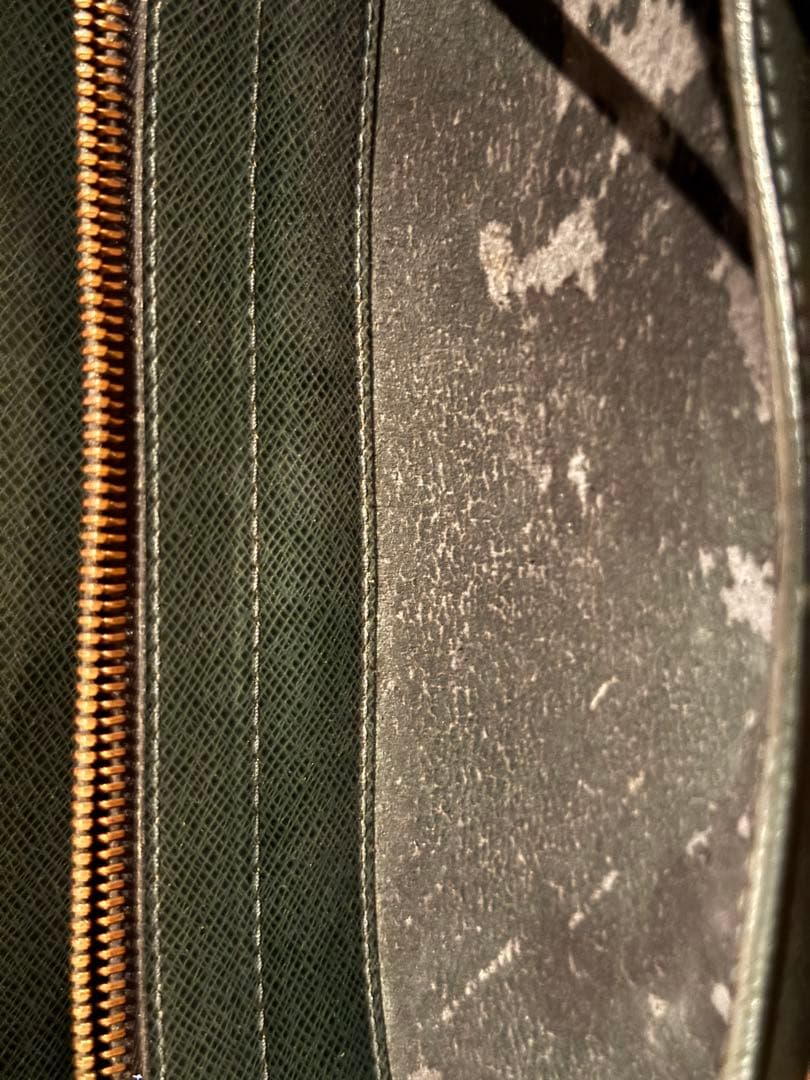 ルイヴィトン タイガ ロザン ビジネスバッグ グリーン