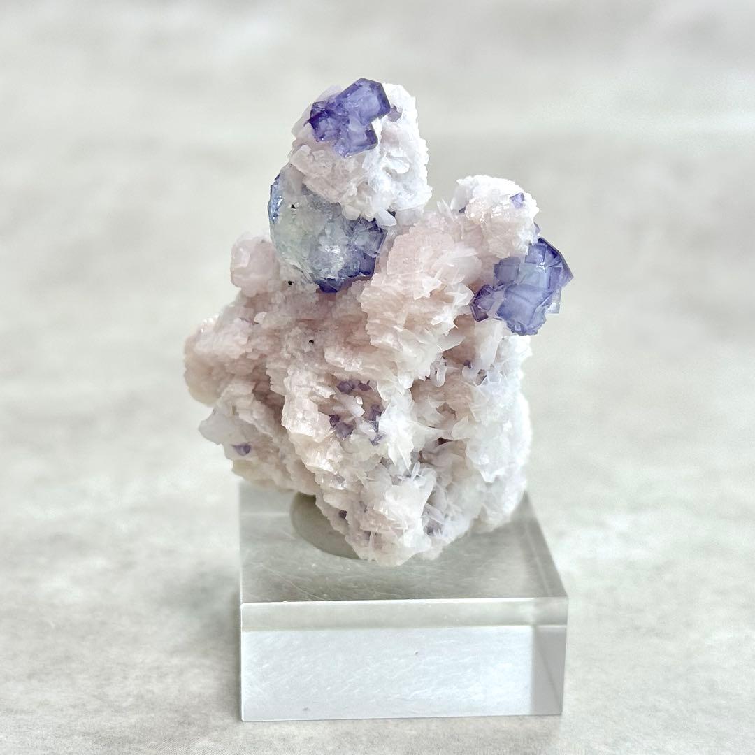 【D194】ポーセリンフローライト Aタイプ ヤオガンシャン 原石 鉱物 標本