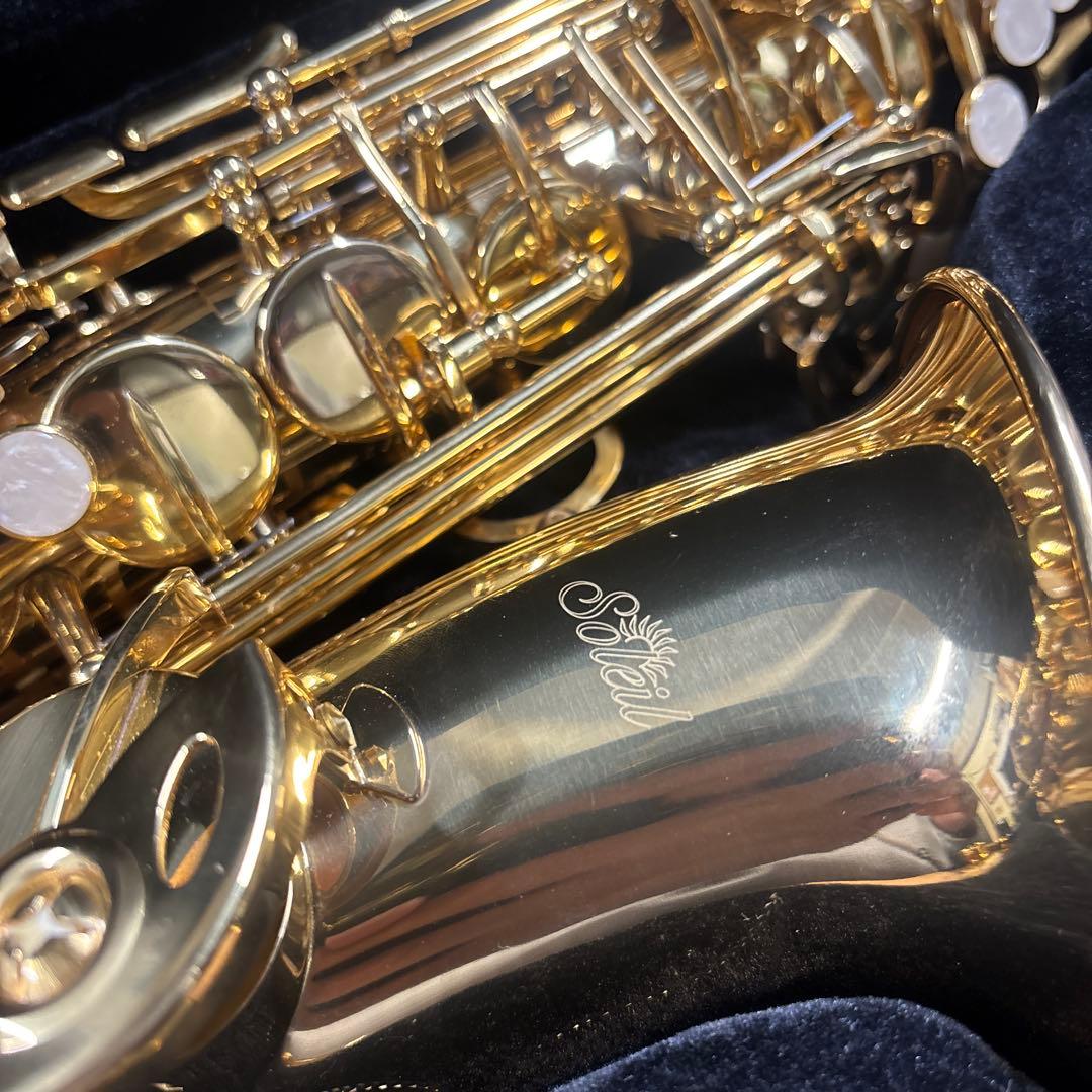 Soleil ゴールド サックス ケース付き