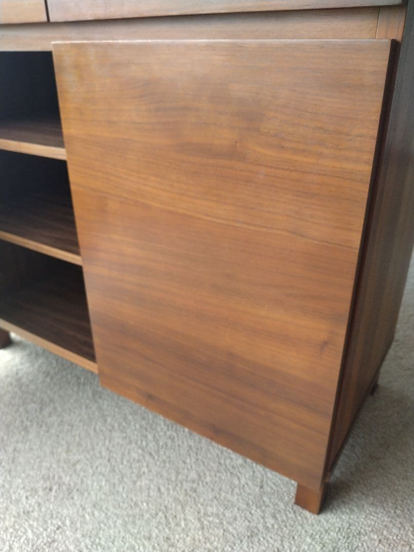 MUJI/無印良品 木製脚付きキャビネット/ウォールナット材/食器棚/収納家具