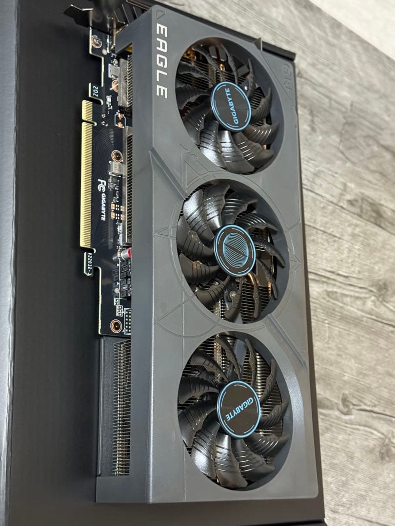 グラフィックボード・グラボ・ビデオカード GIGABYTE RTX 4070 Super EAGLE OC