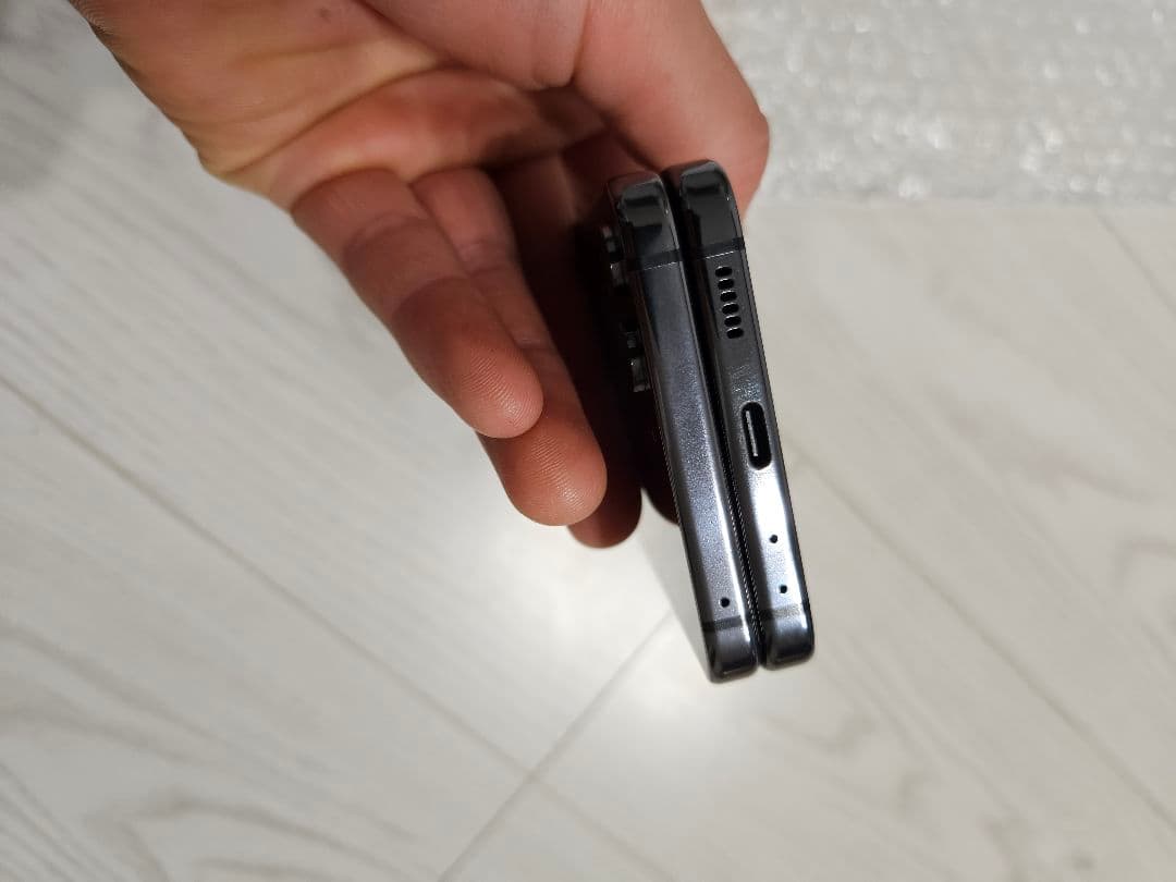 ゲリラ割　Galaxy　FLiP5 SIMフリー　残債なし　国内版　512ギガ