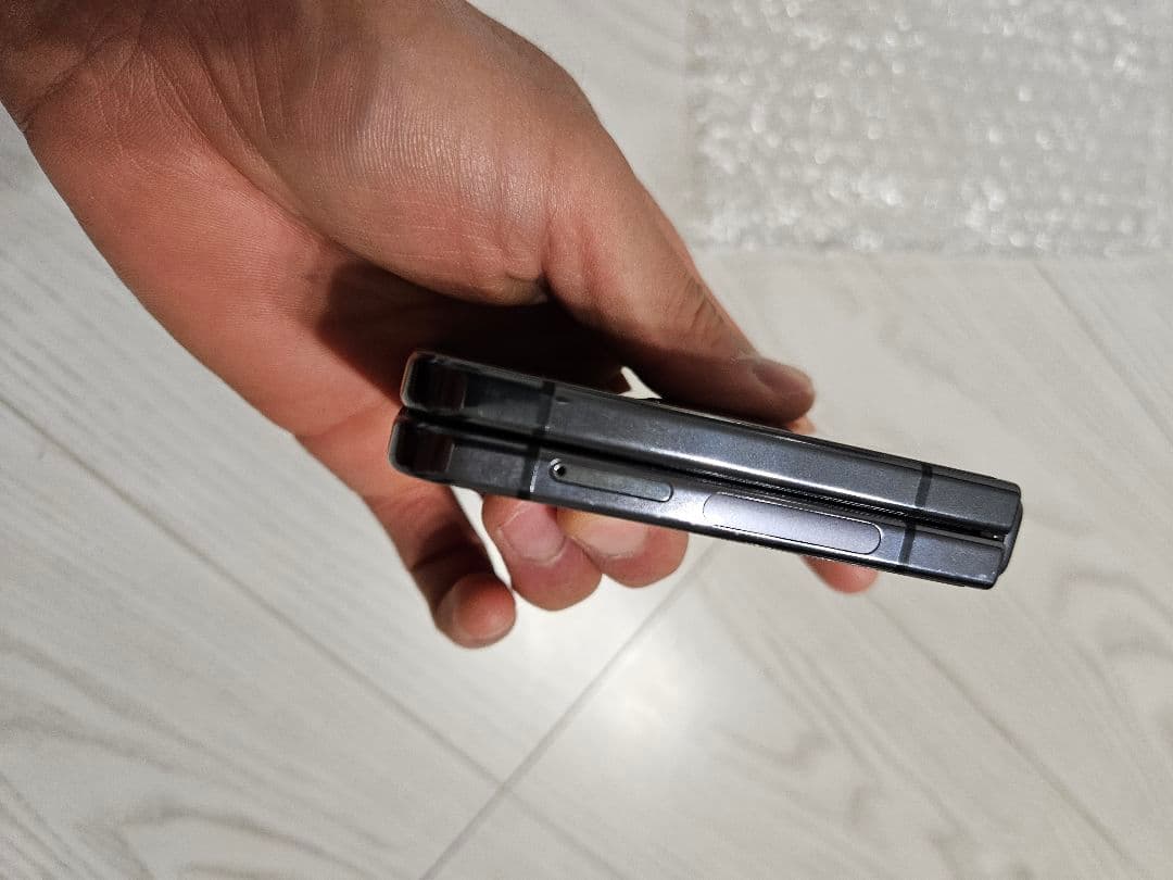 ゲリラ割　Galaxy　FLiP5 SIMフリー　残債なし　国内版　512ギガ