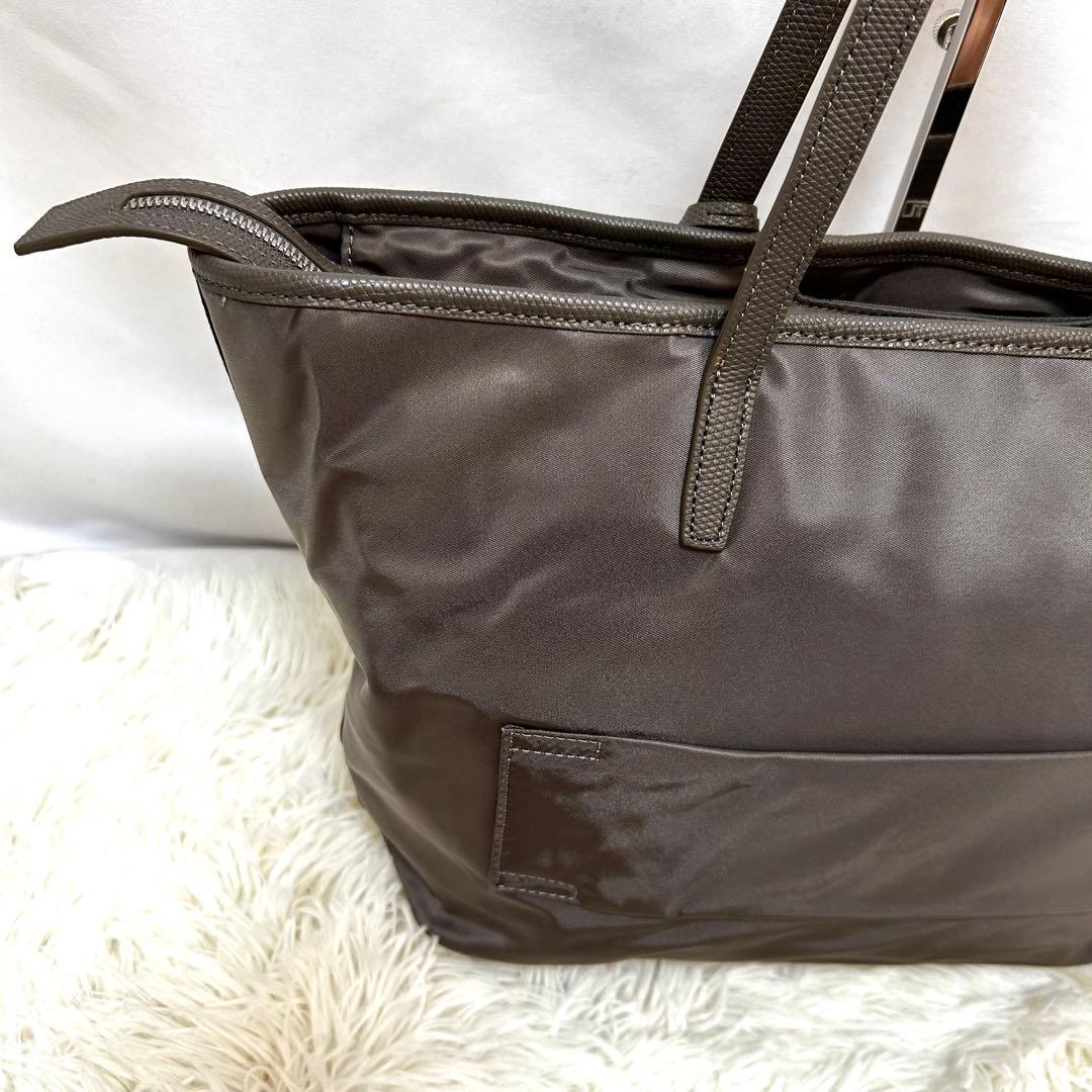 未使用 TUMI ビジネス　トートバッグ　グレー　ナイロン　レザー　135482