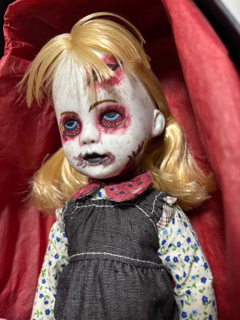 living dead dolls AVA シリーズ22