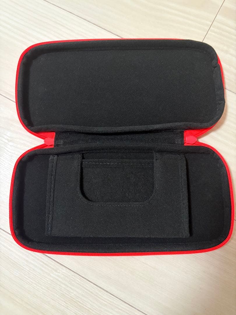 Nintendo Switch 本体 ＋持ち運び用ケース