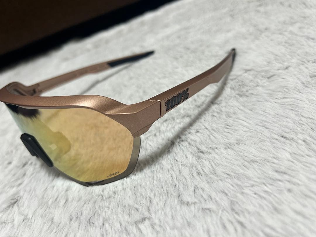 ワンハンドレッド　100% フアン・ソト選手着用モデル　スポーツサングラス