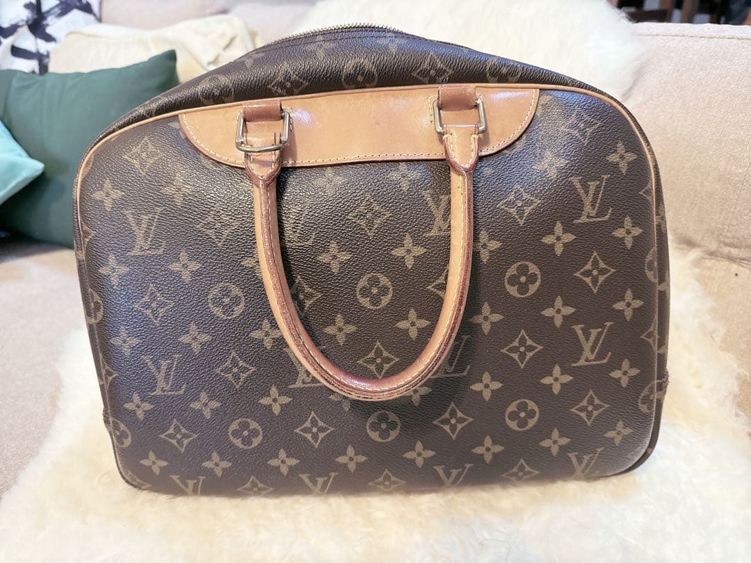 Louis Vuitton モノグラムハンドバッグ
