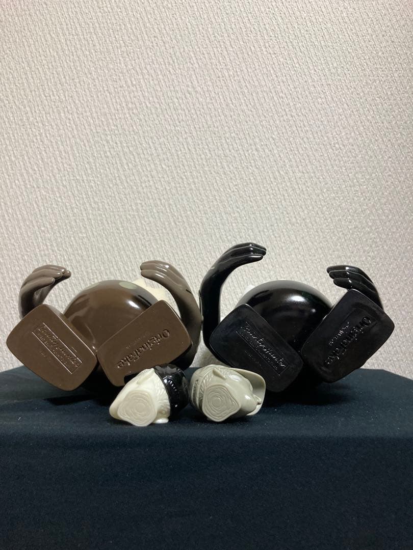 BOUNTY HUNTER KAWS KUN カウズ