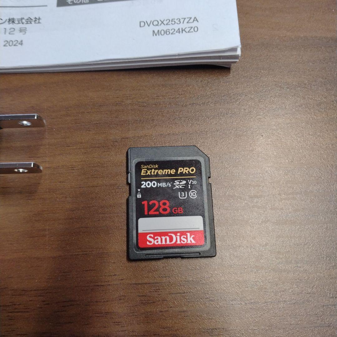 h*e様 Panasonic LUMIX DC-FZ85D　デジタルカメラ デジ