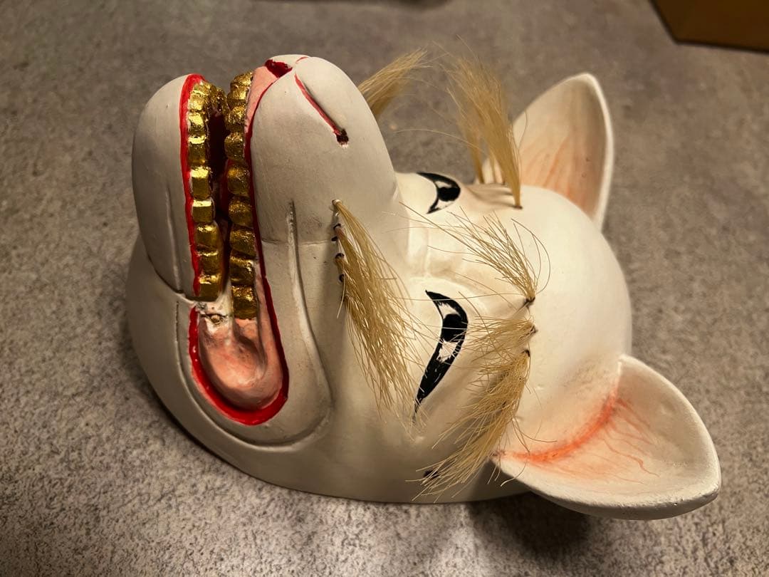 狐のお面（タレ目さん）