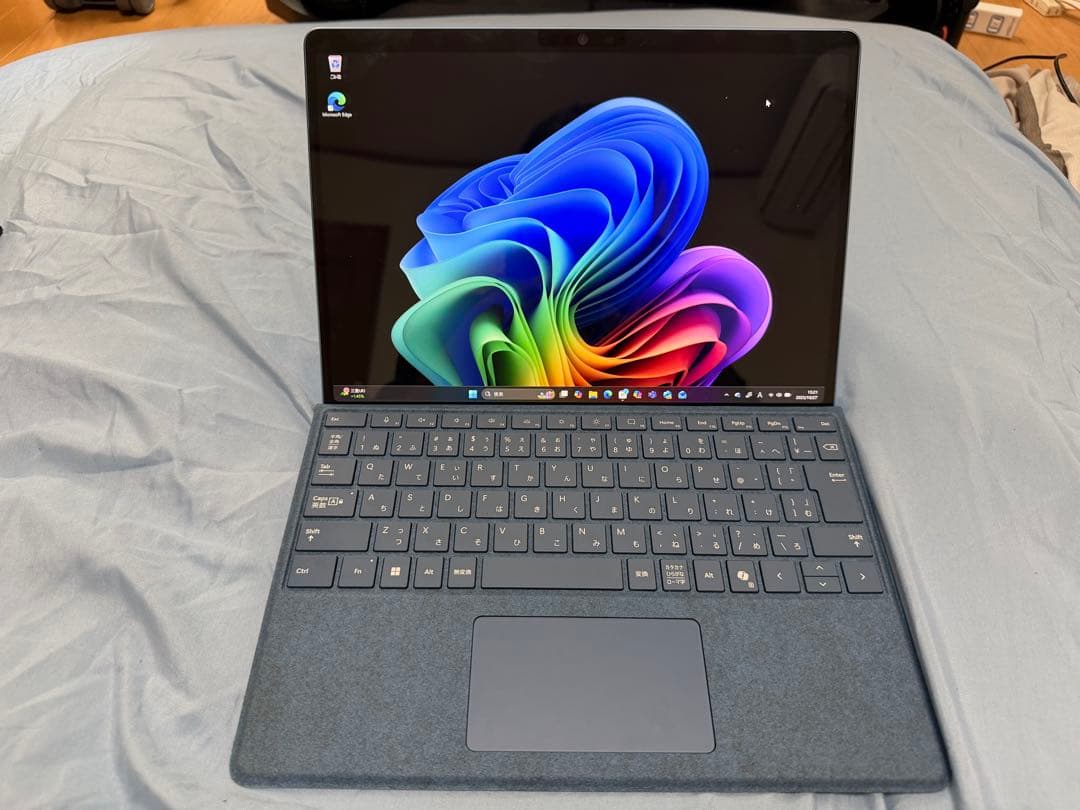 Microsoft Surface Pro 11 サファイア