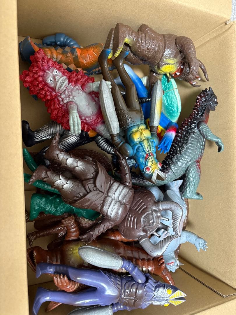 ウルトラマンシリーズ　ソフビ　怪獣　17体　年代物
