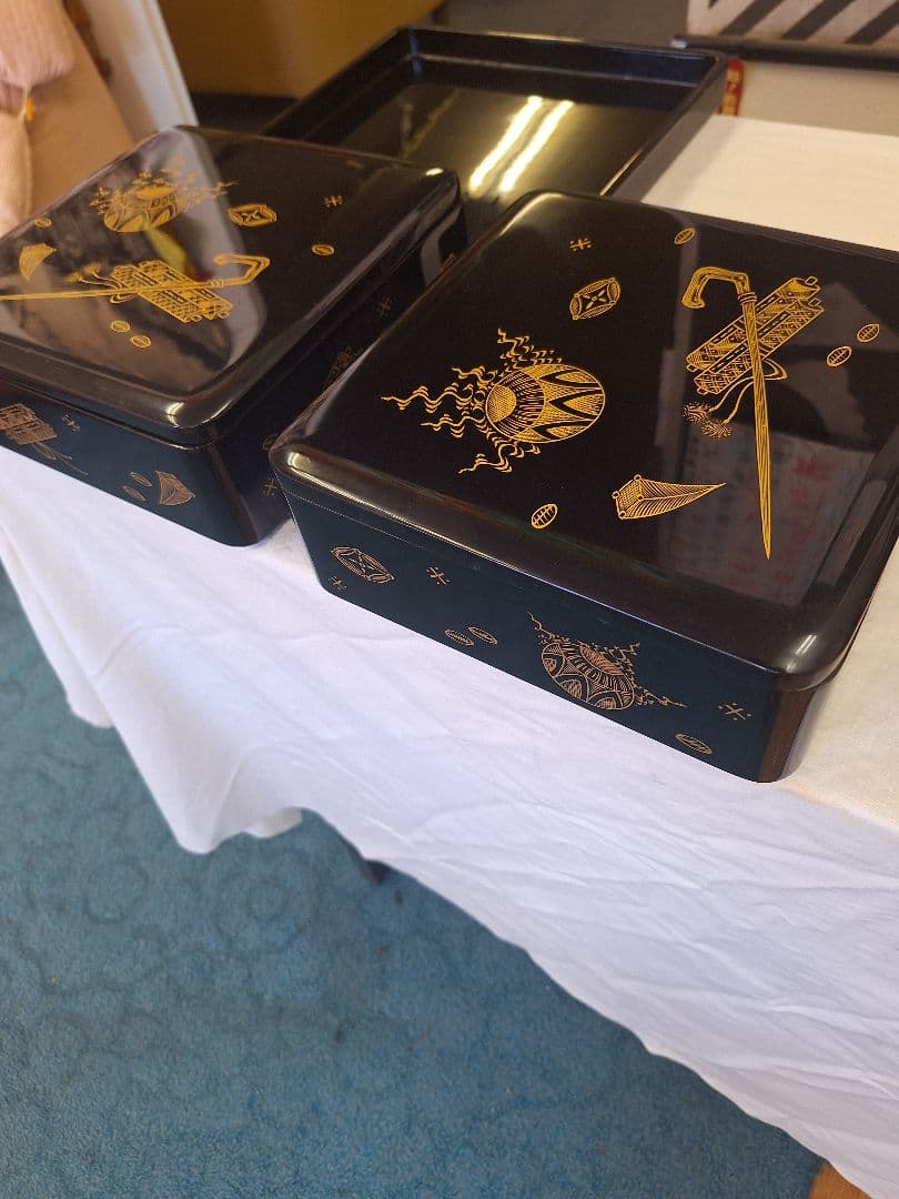 新品！河和田(かわだ越前)漆塗り　二重二枚蓋　宝づくし 二段かさね御重 二枚 蓋