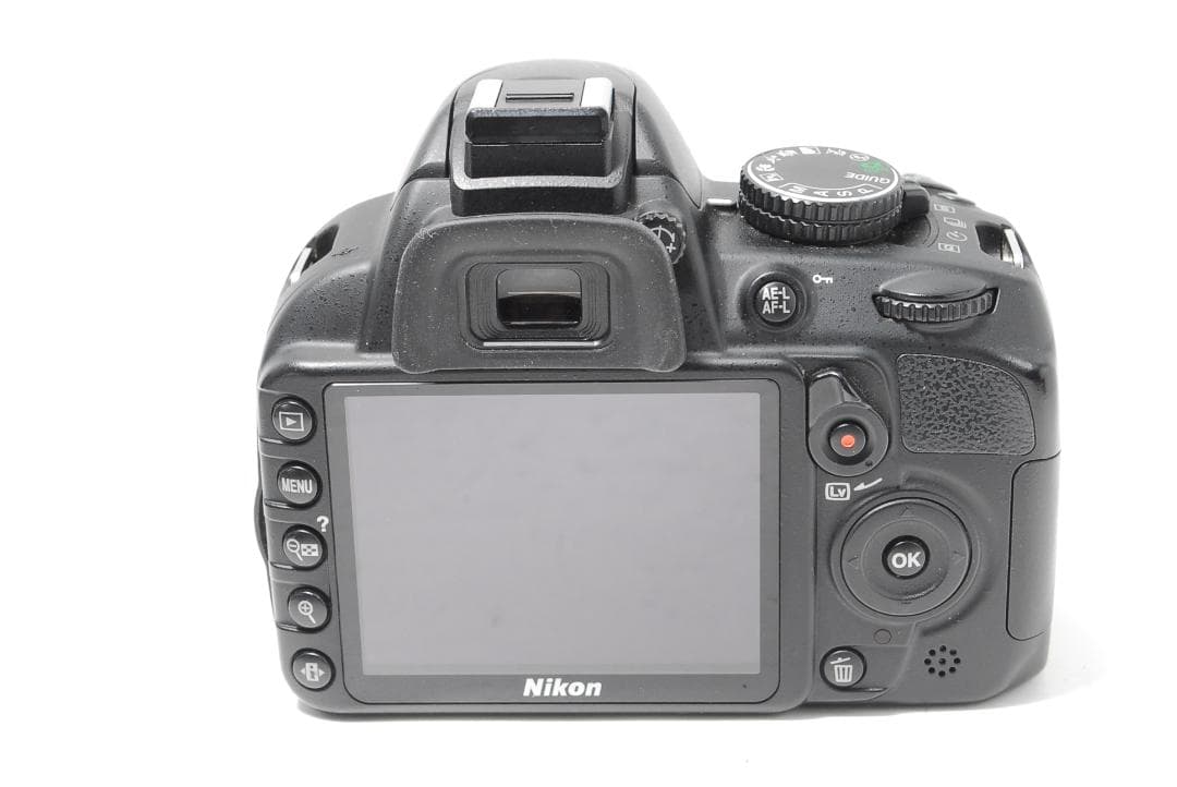 Nikon D3100　スマホ転送　万能の手振れ補正レンズ　写真も動画もOK