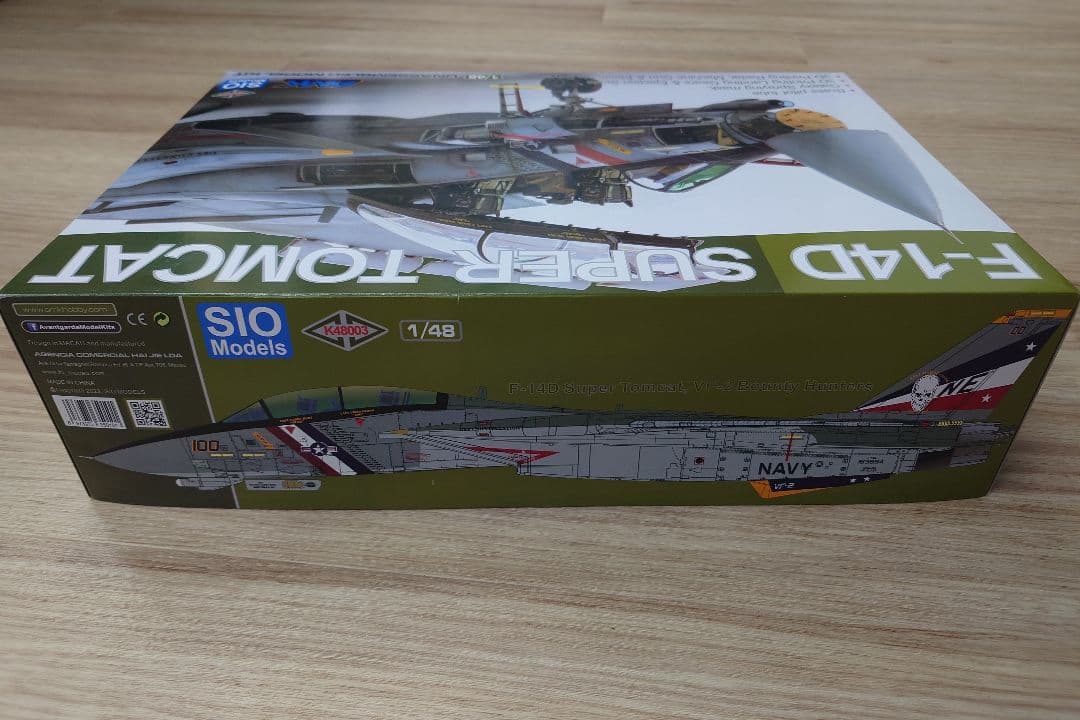 F-14D SUPER TOMCAT 1/48 未組立キット
