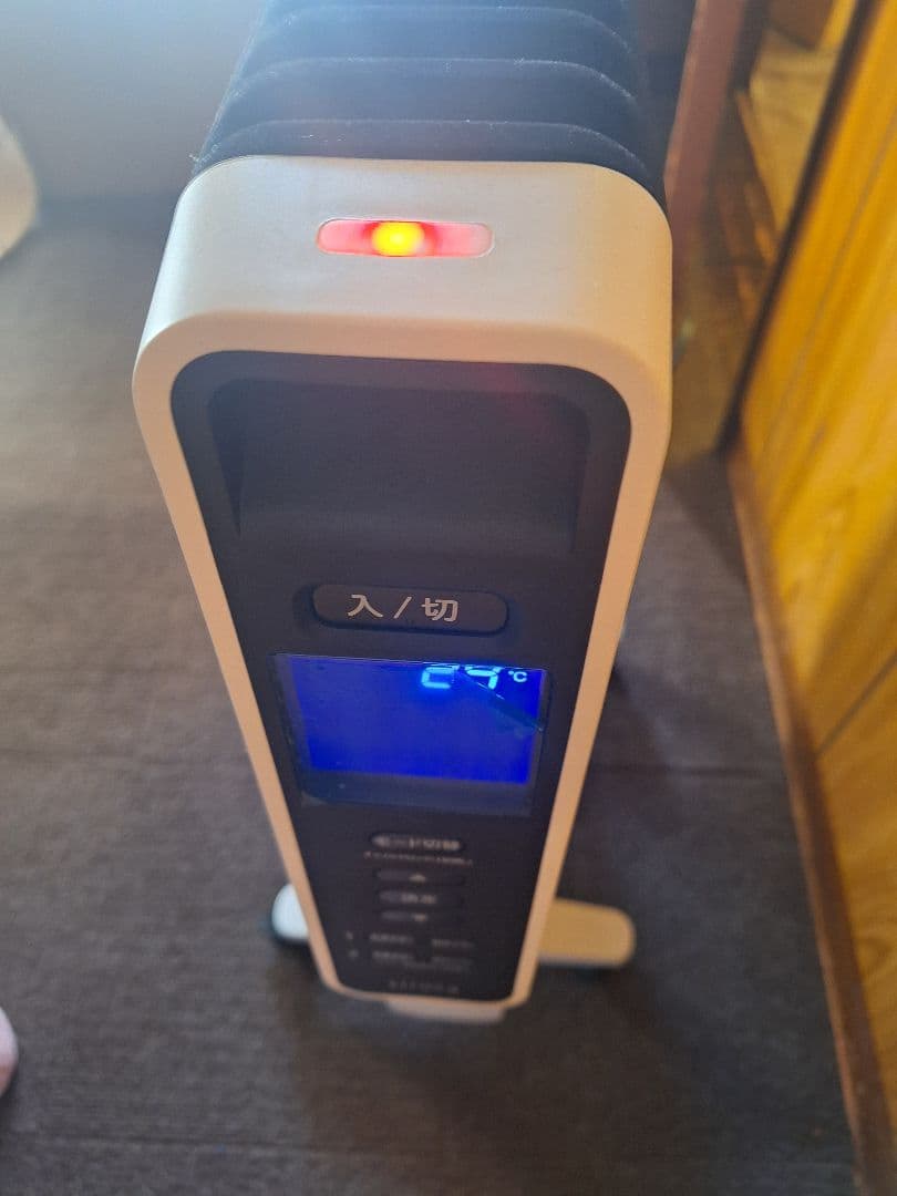 siroca 遠赤軽量ヒーターかるポカ　ホワイトSN-M451 リモコン付き