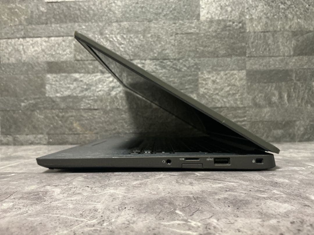 DELL LATITUDE corei7 メモリ16GB m.2SSD512GB