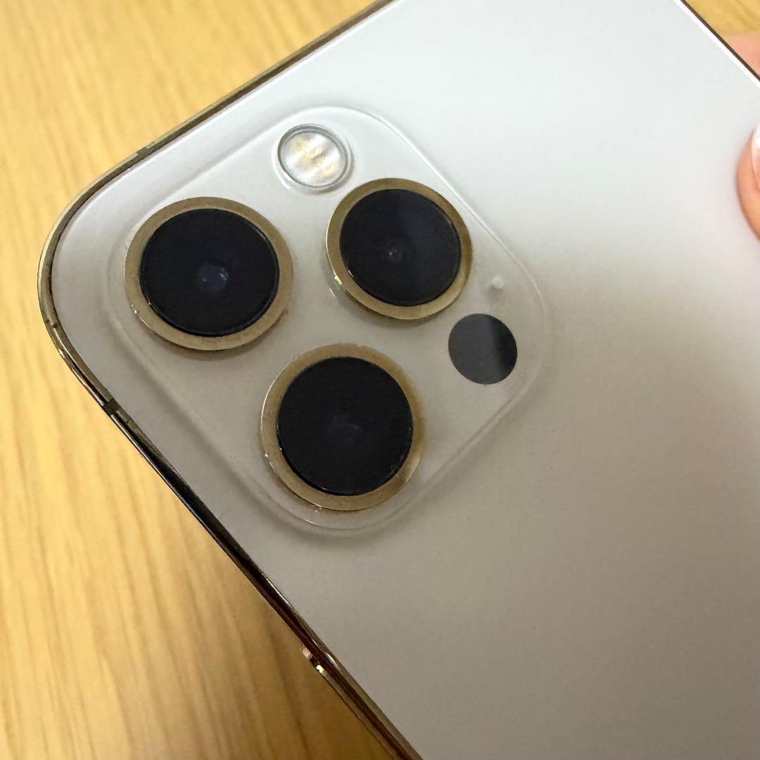 携帯電話本体 iPhone12Pro Gold 256GB