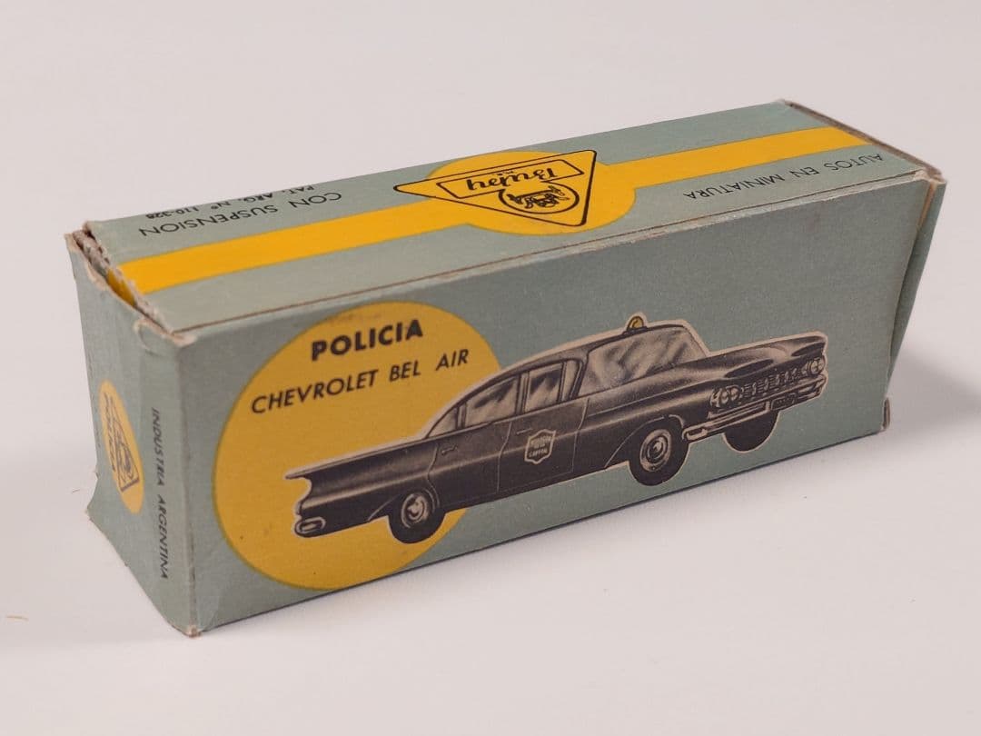 ミニカー BUBY art.1003 CHEVROLET BEL AIR POLICI