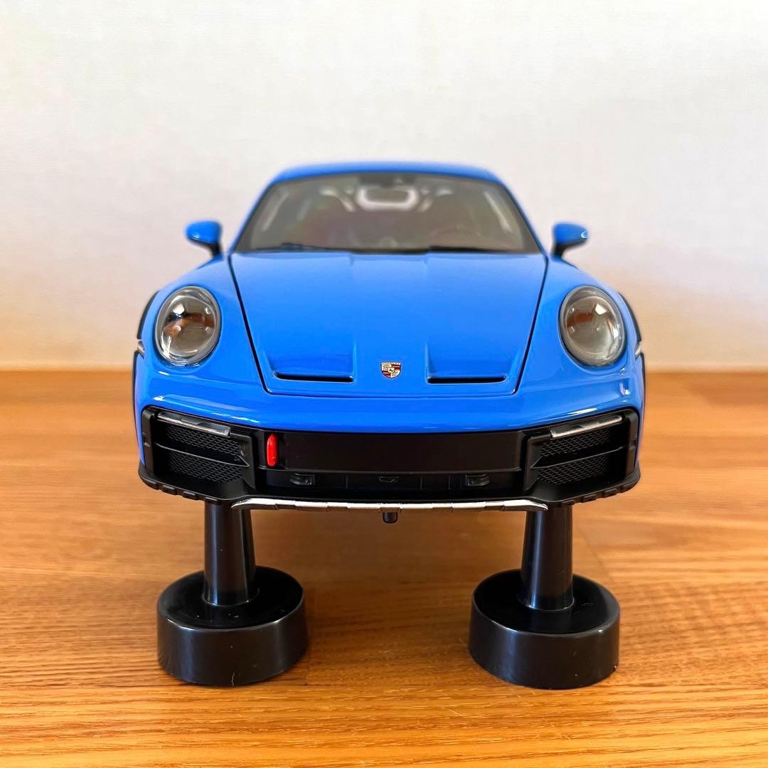 【ミニカー 美品】1/18 ミニチャンプス ポルシェ 911 ダカール 2022