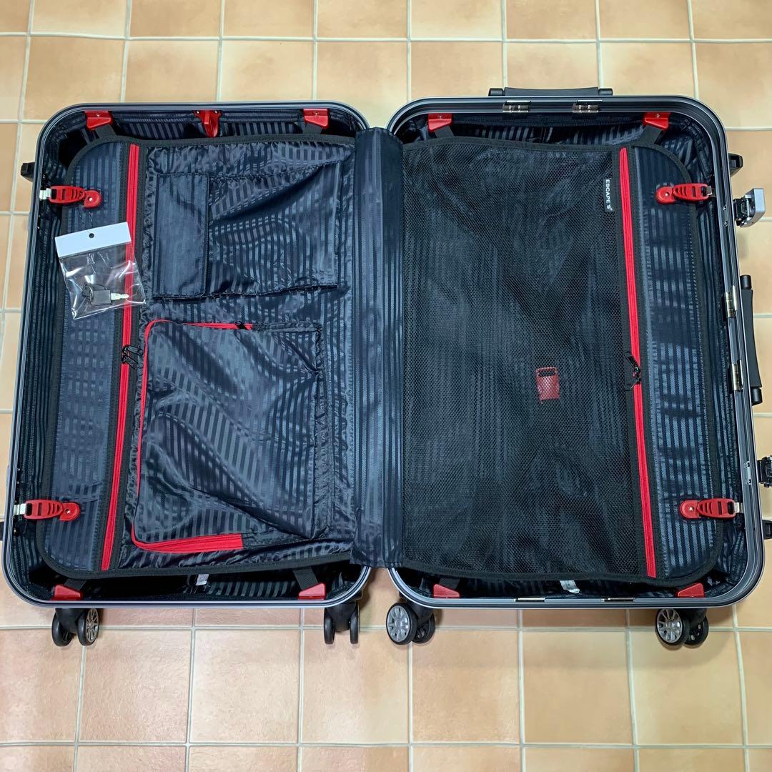 ESCAPE'S グリップマスター 83L 鍵２本付 スーツケース シフレ