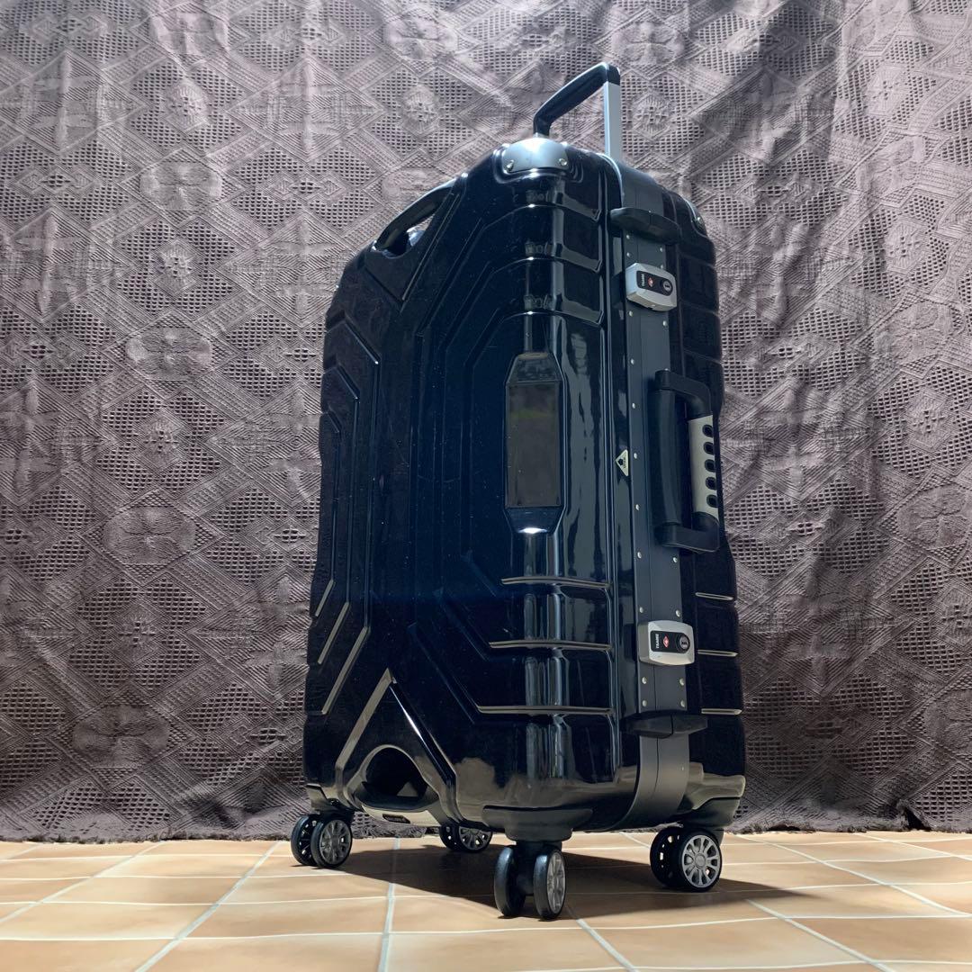 ESCAPE'S グリップマスター 83L 鍵２本付 スーツケース シフレ