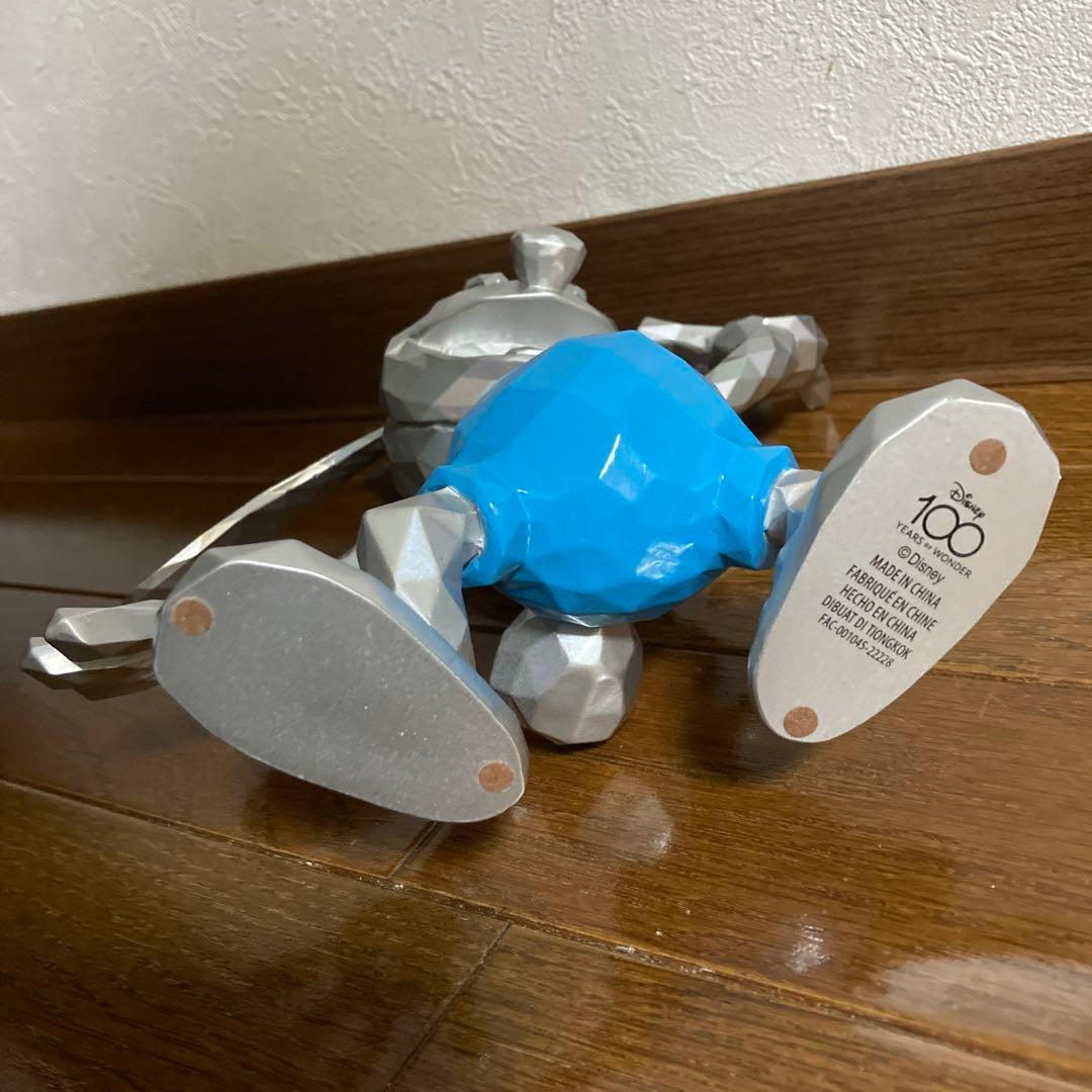 ディズニー　ドナルド90周年 腕時計　オズワルド100周年限定フィギュア　セット