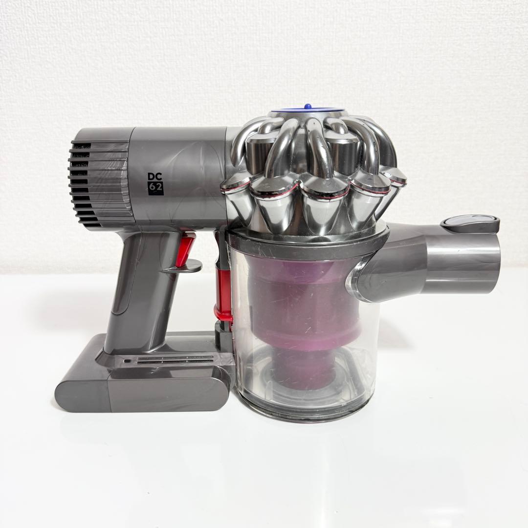dyson DC62 サイクロン式スティッククリーナー スタンド付き　ダイソン