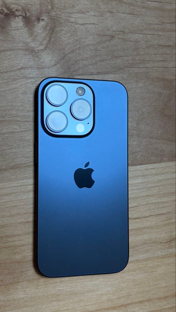 Apple iPhone 15 Pro 256G ブルーチタニウム本体