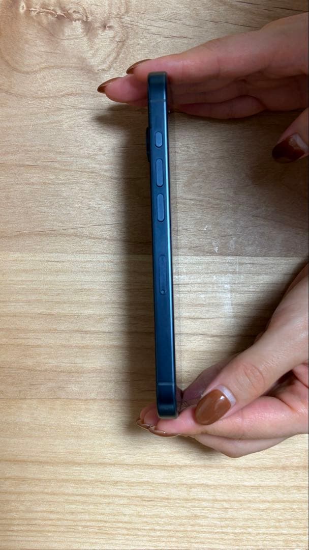 Apple iPhone 15 Pro 256G ブルーチタニウム本体