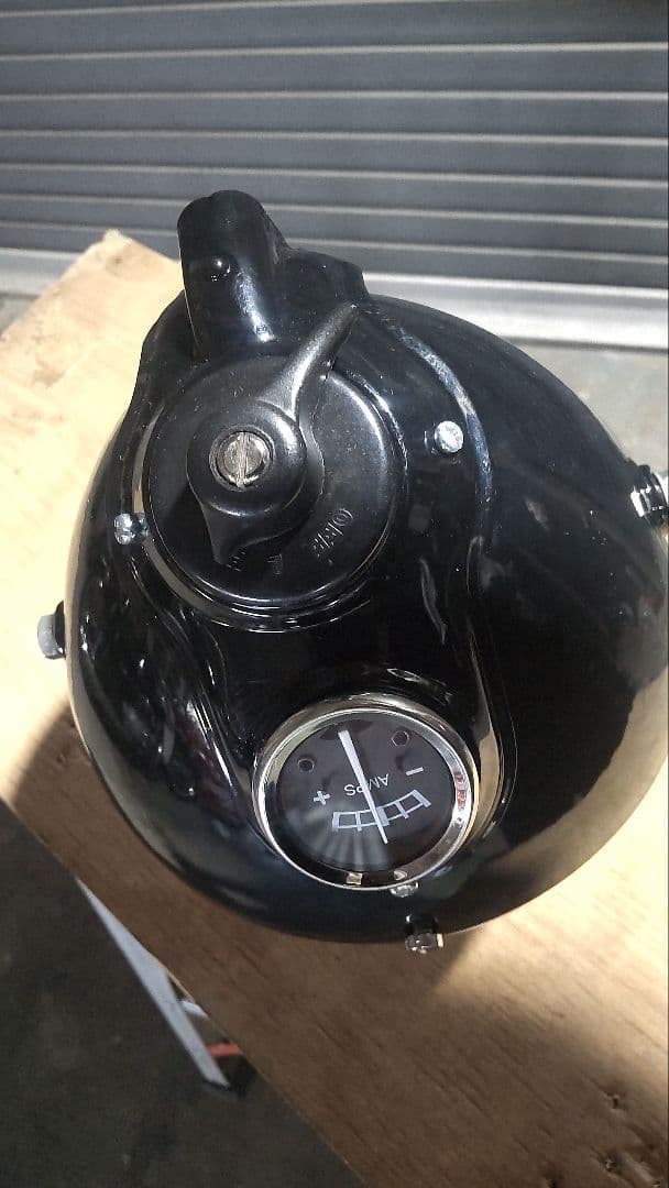 ルーカス Lucas SSU700タイプ ヘッドライト 7インチ　汎用