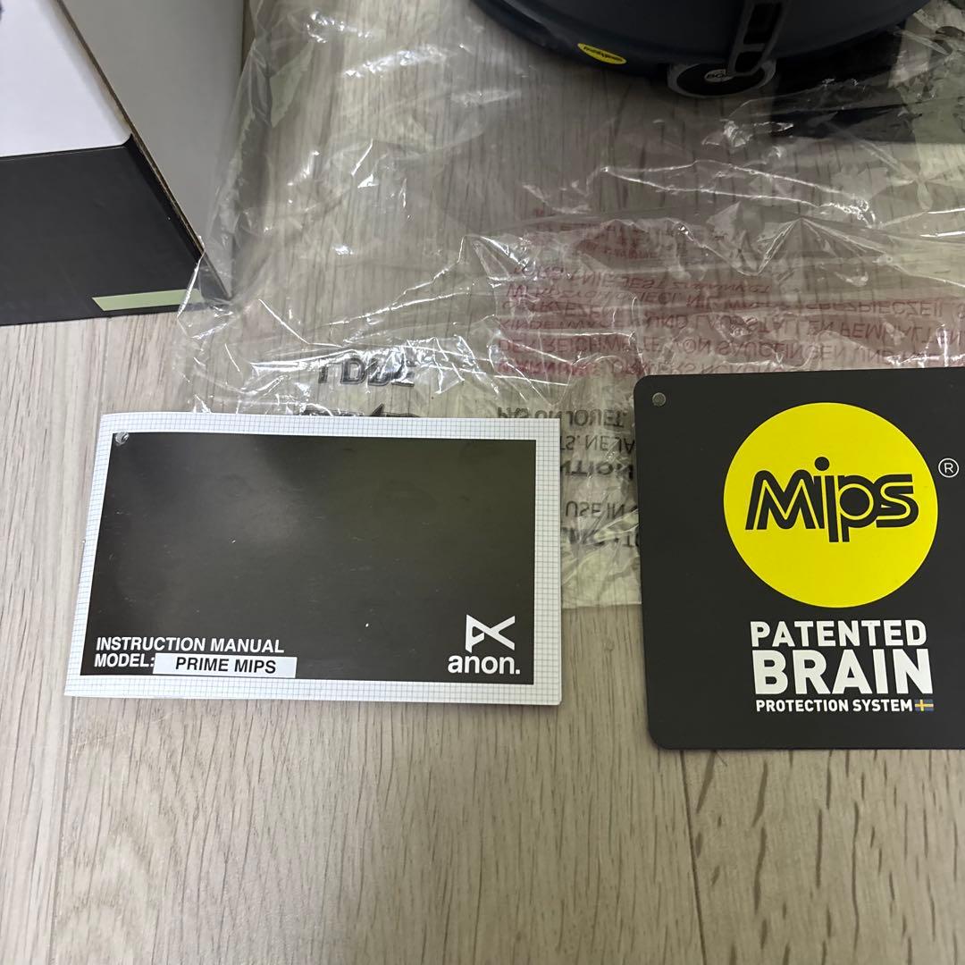美品　ANON PRIME MIPS ヘルメット Mサイズ　スノーボード　自転車