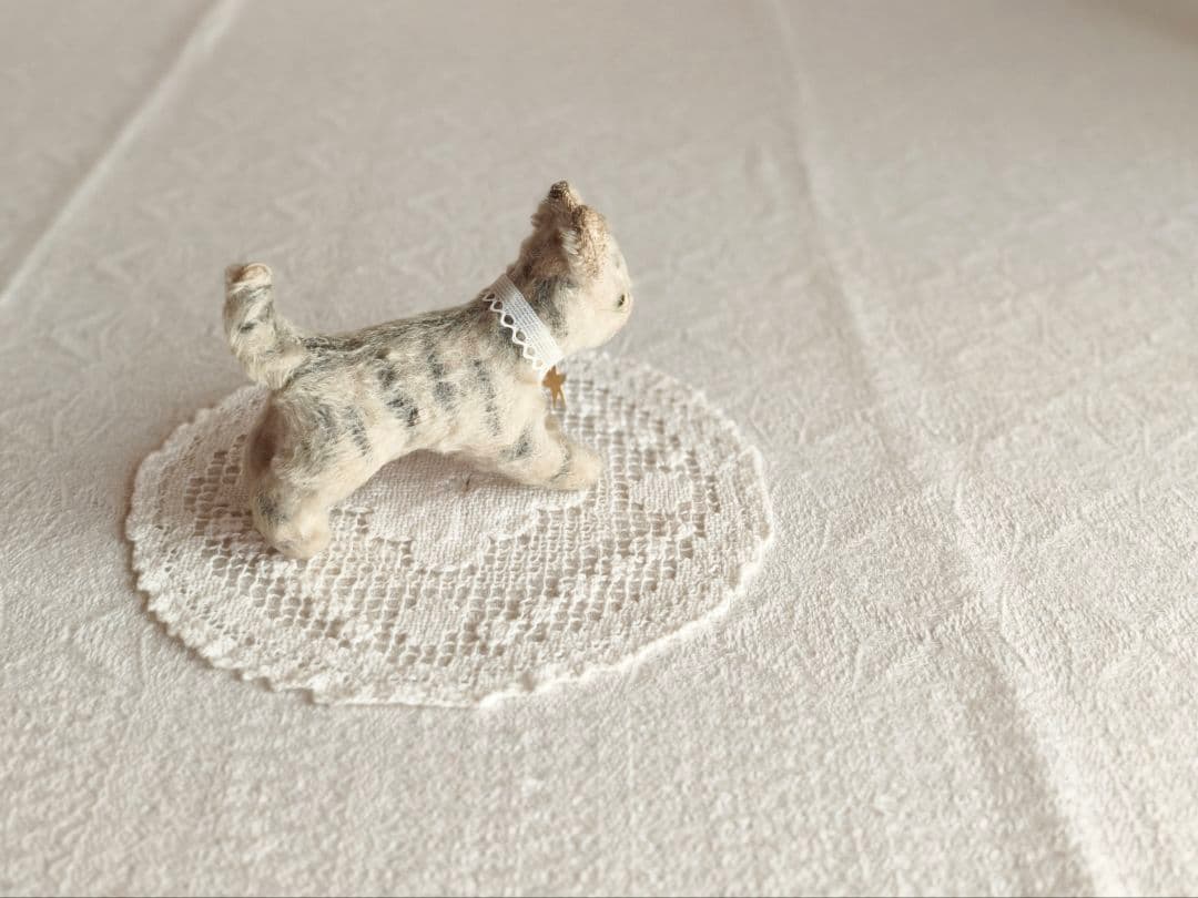 * antique bear ୨୧ * 小さくて可愛い トラ猫ちゃん
