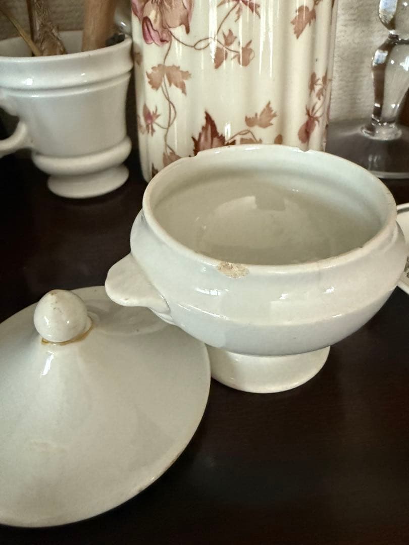 セール！スーピエール　ディネット！ホワイト蓋付きボウル　アンティーク