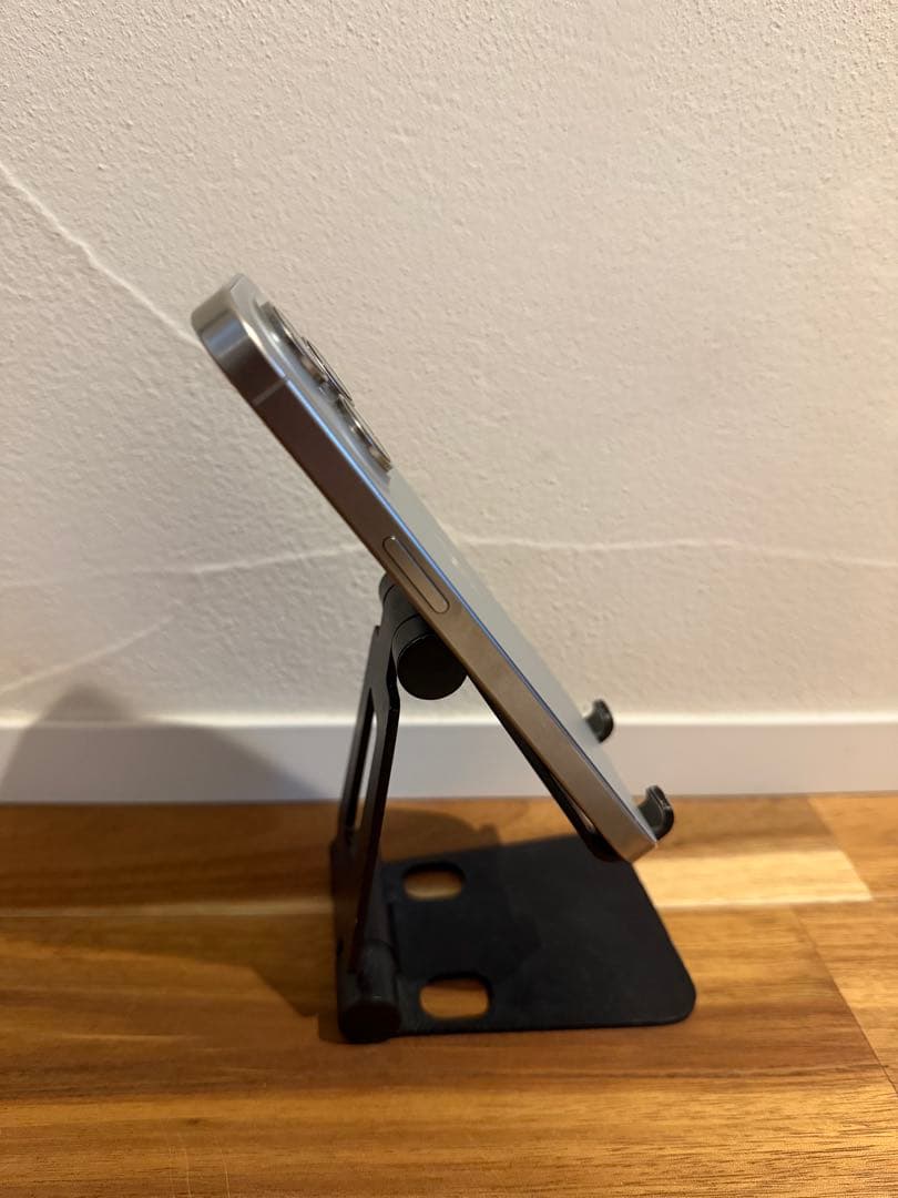 iPhone 15 pro 256GB 本体