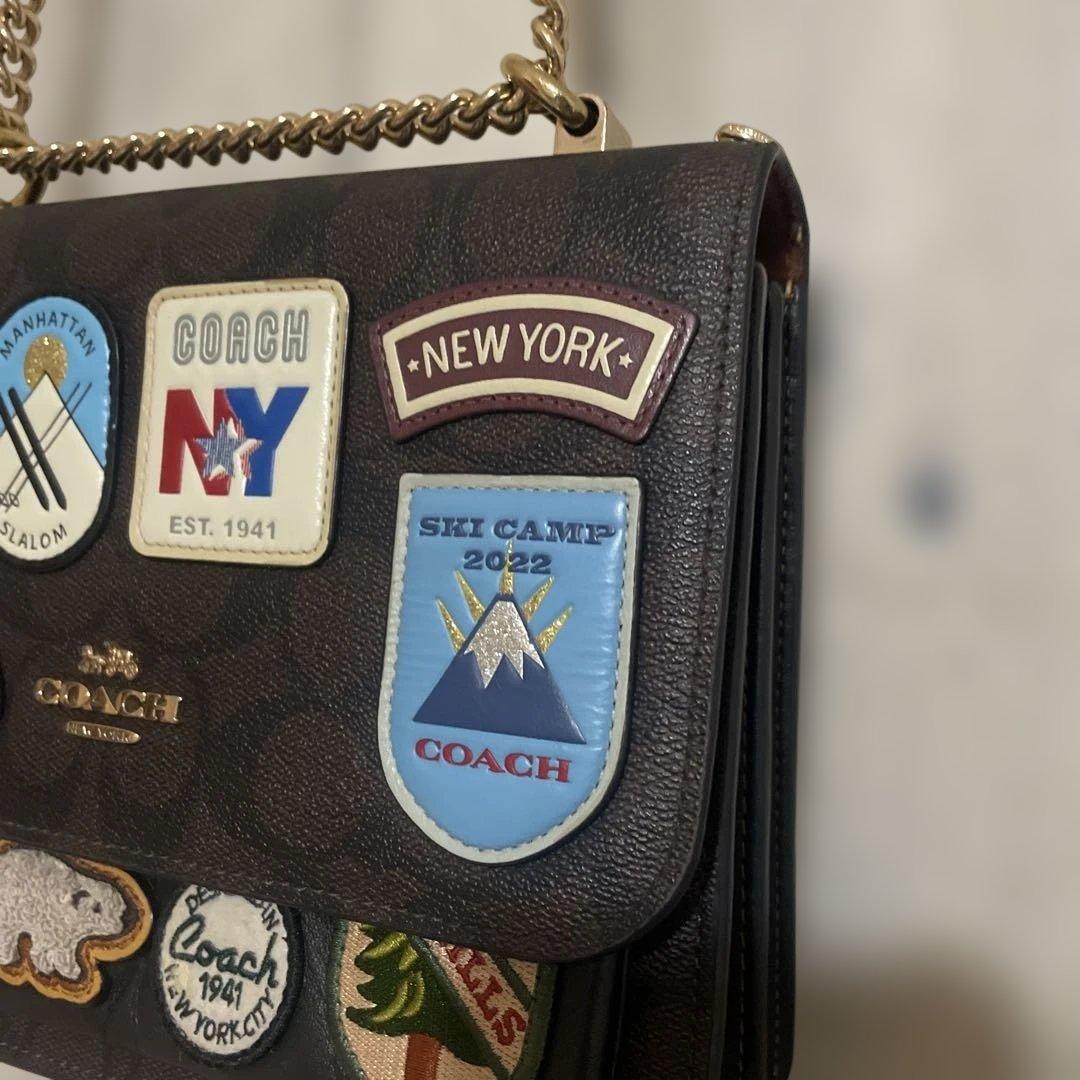 【当日・匿名発送】COACH パッチ付きショルダーバッグ 茶色