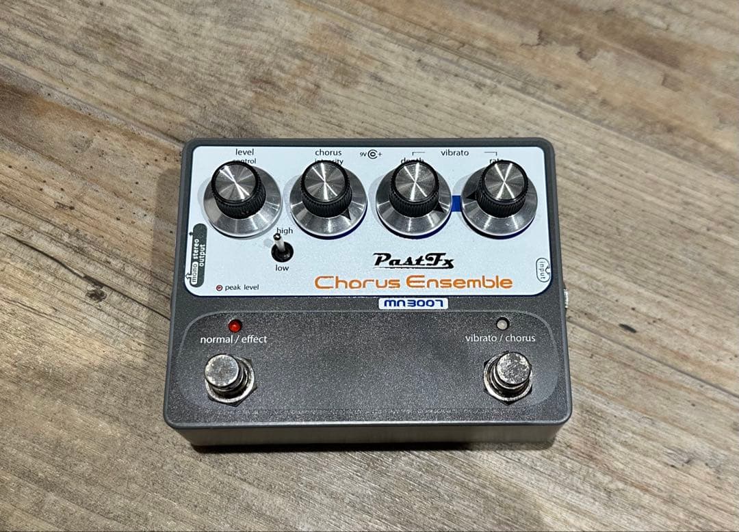 ギター PastFx Chorus Ensemble mn3007