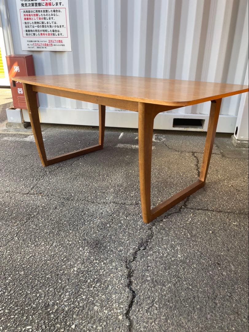 東京インテリア　木目調 長方形ダイニングテーブル 中型