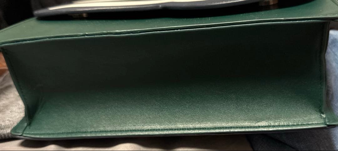 専用　CUNE ウサギフラップショルダーバッグ