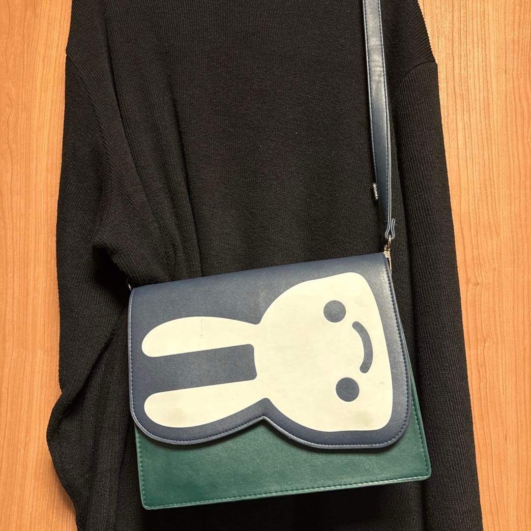 専用　CUNE ウサギフラップショルダーバッグ