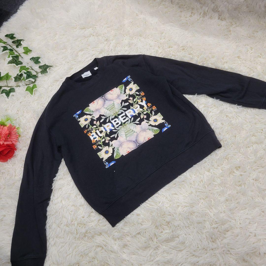 BURBERRY　ブラック　ロゴ　お洒落　トレーナー　スウェット　パーカー