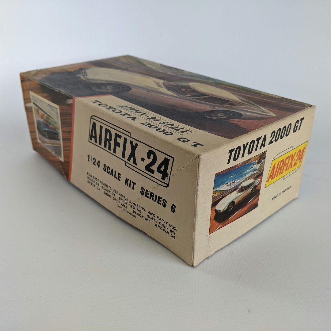 AIRFIX　トヨタ　2000GT　プラモデル