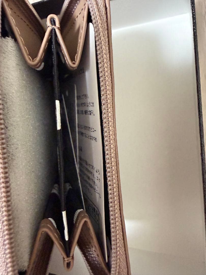 MARY QUANT ペインティングデイジー　ミニウォレット