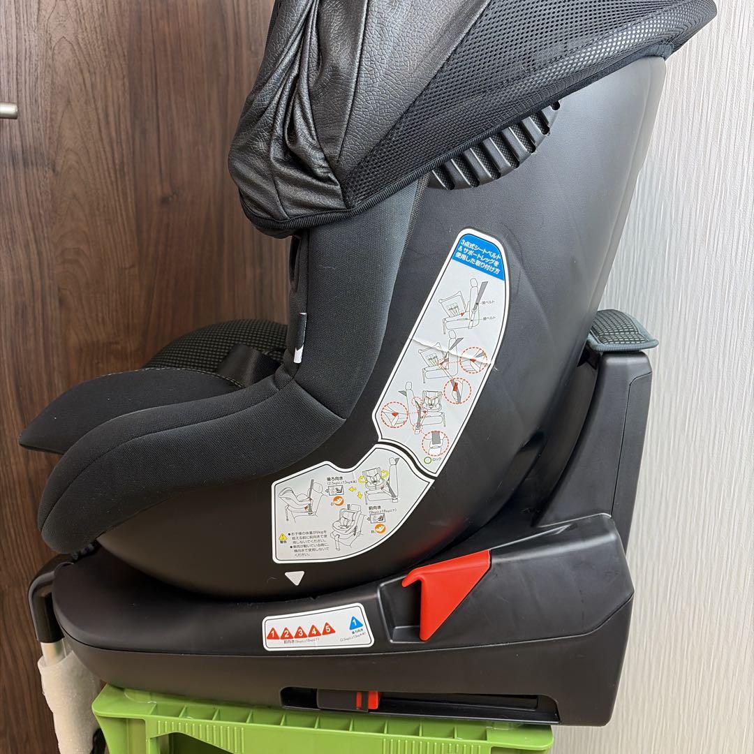 【極美品】　マムズキャリー ターンレジェFIX 車用チャイルドシート