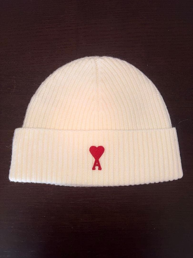 ✨️新品未使用✨️アミパリス ビーニーニット帽 ホワイト 男女兼用 ウール 巾着付き