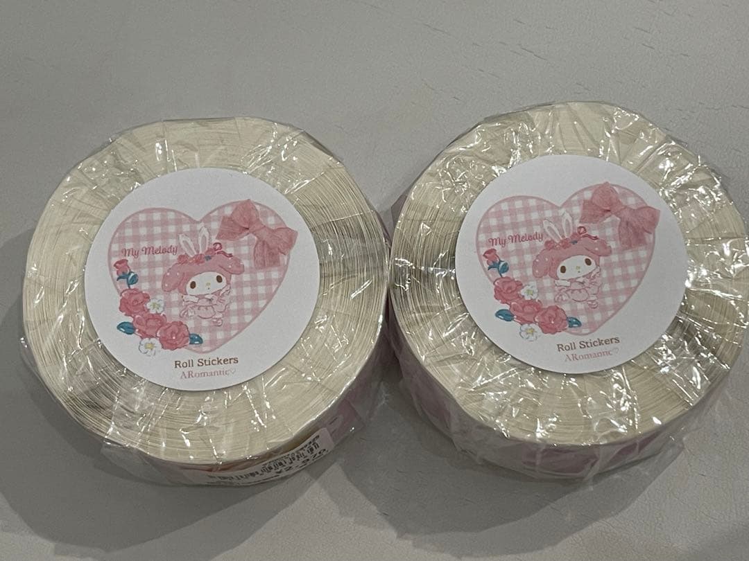 aromantic伊勢丹サンリオロールシール 2点